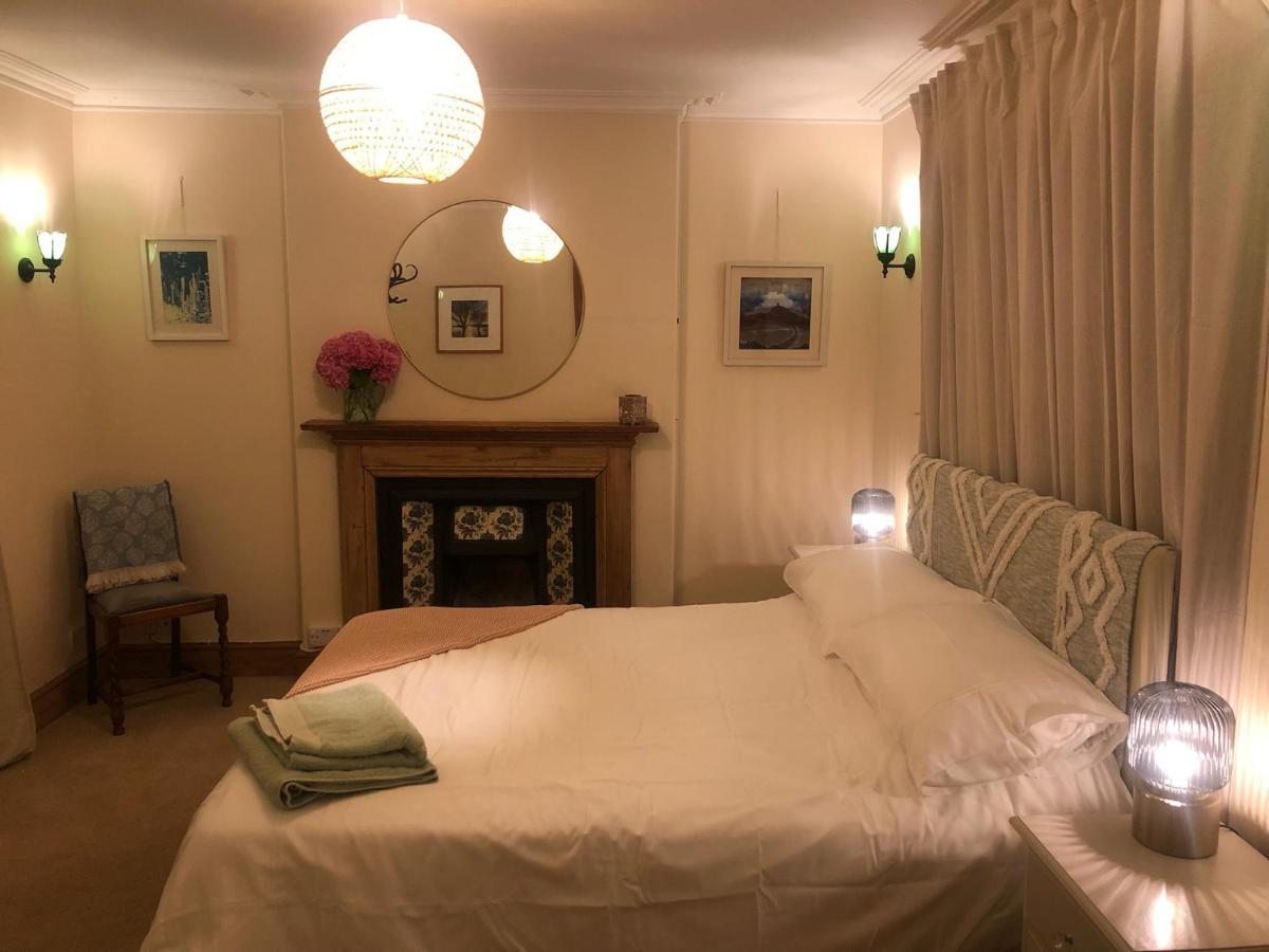 The Dragonfly Bnb, Glastonbury Exterior photo